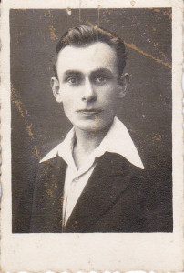 Na zdjęciu Roman Biega - rok 1942