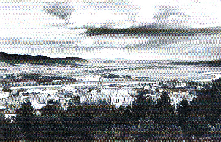 Sanok od września 1939 roku do czerwca 1941 roku był miastem nadgranicznym. Widok z Góry Parkowej w kierunku wschodnim. 